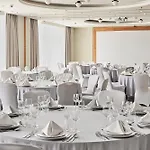 فندق Sheraton بوزنان