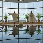 Sheraton 5* بوزنان