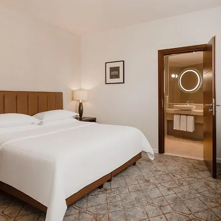 Sheraton فندق