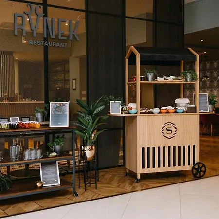 Sheraton 5* Poznaň
