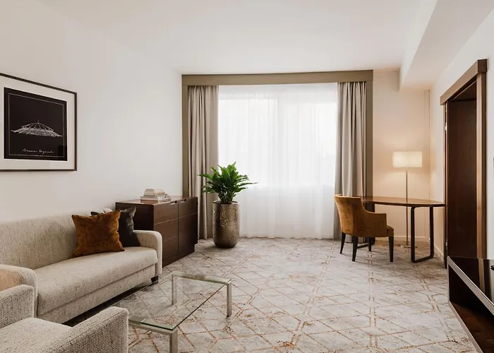 Отель Sheraton Познань