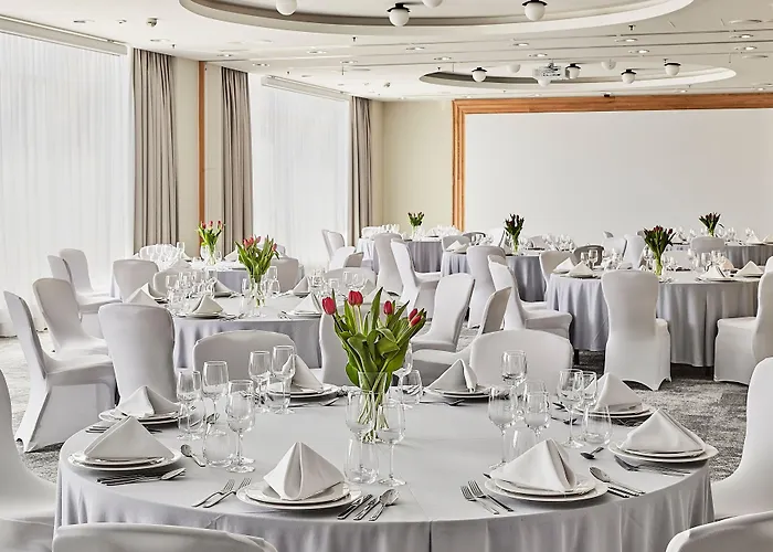 波兹南喜来登酒店 5*